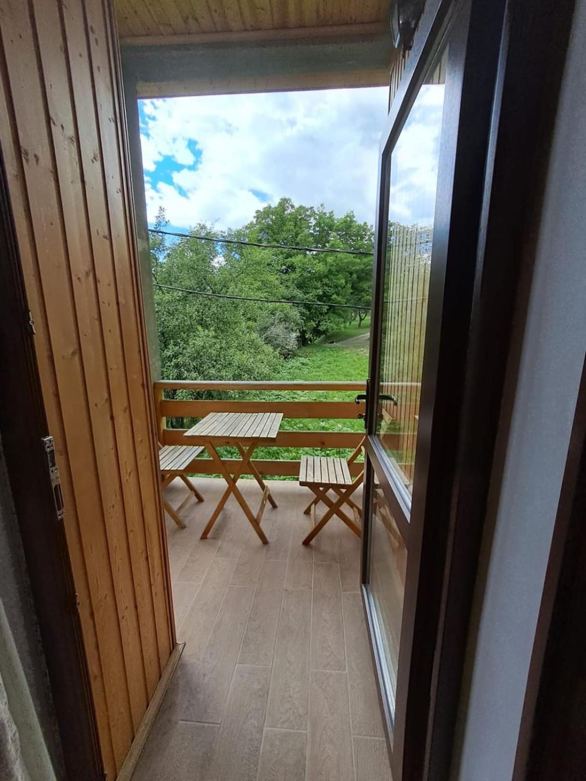Guest House Kaldani ميستيا المظهر الخارجي الصورة