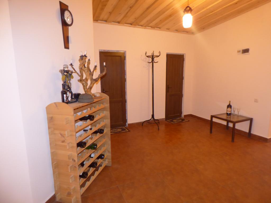 Guest House Kaldani ميستيا المظهر الخارجي الصورة